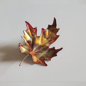 Vtg. Maple Leaf Brooch/Pin